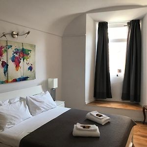 Camera con letto king size